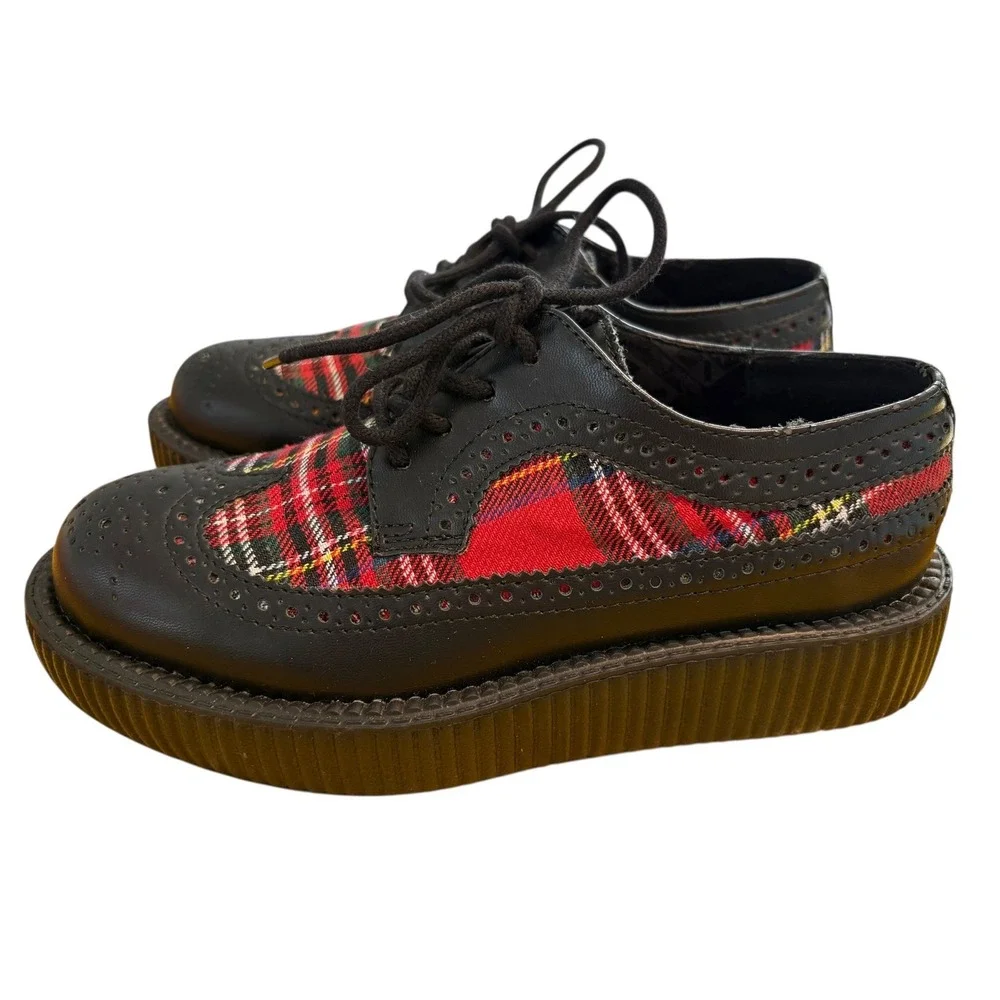 T.U.K. Red Plaid Wingtip Creeper Shoes Black Platform Brogue Womens 6 Mens 4